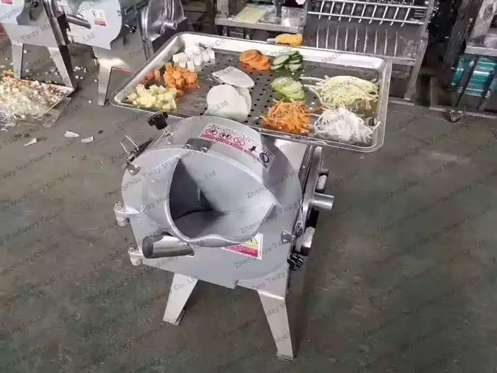 Vegetable cutter effect