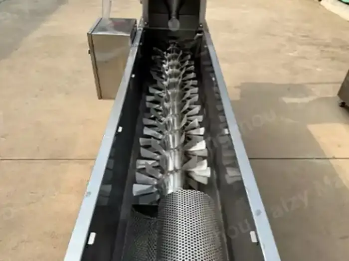 Spiral stirring device