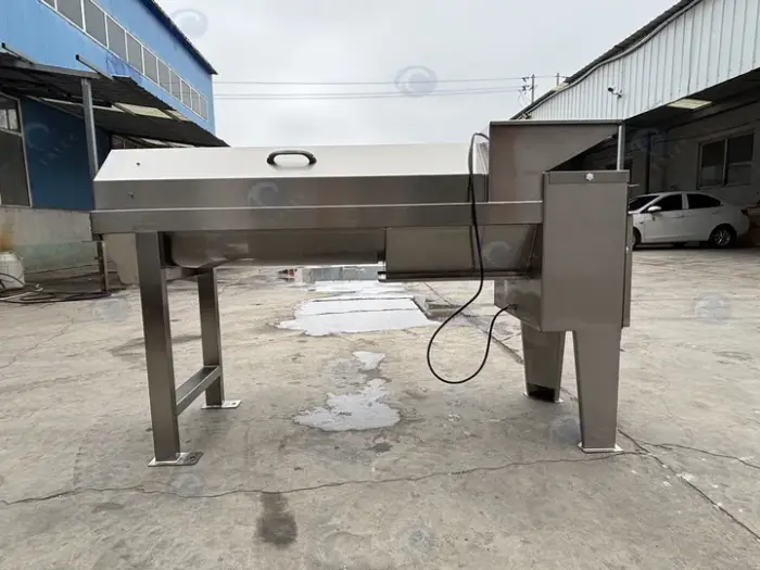 Pomegranate Peeling and Seed Separating Machine